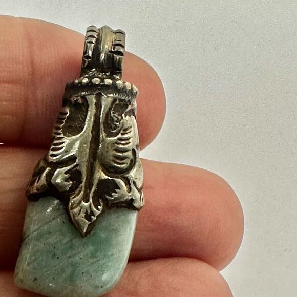silver tone Tibetan amazonite pendant - Picture 7 of 10